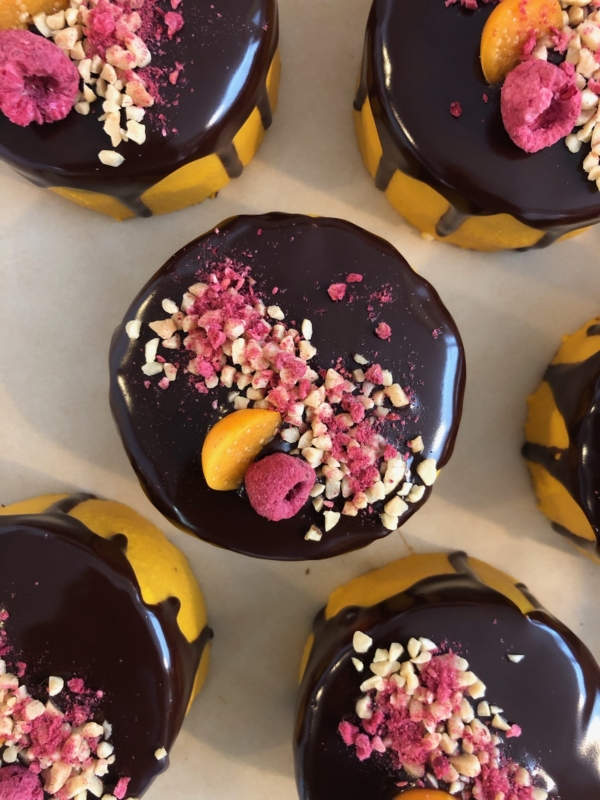 Mini chocolate cakes with pumpkin