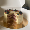 Vanilla cake forest fruit